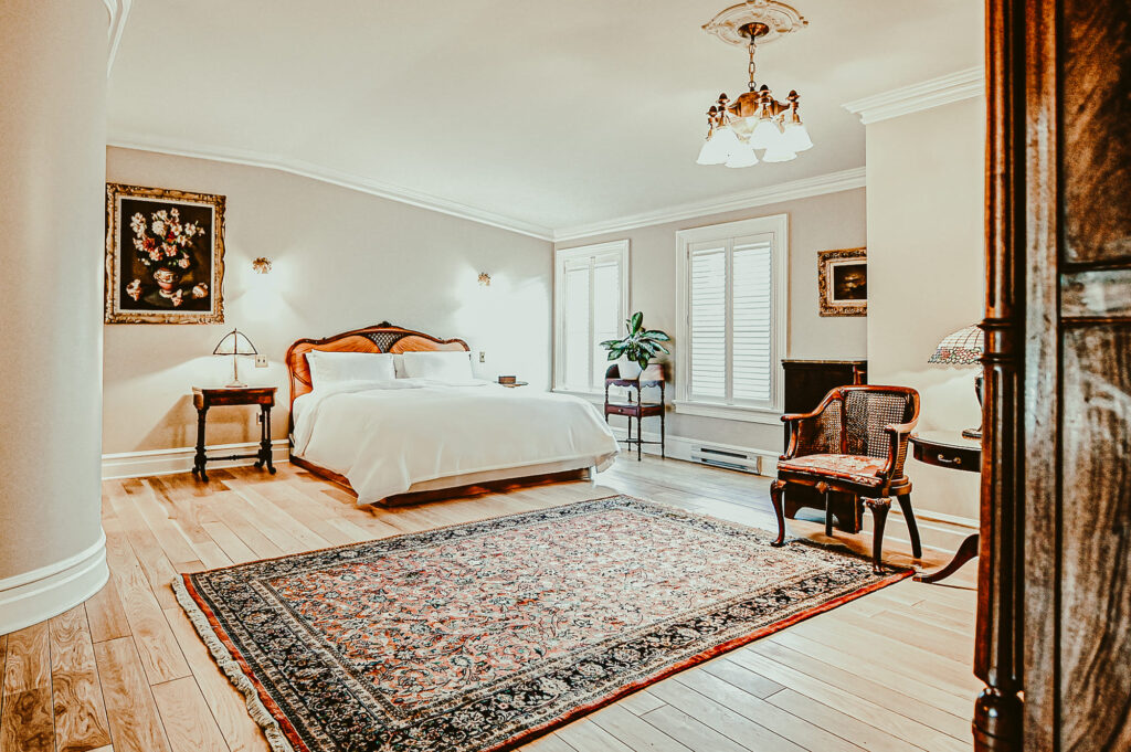 Pavillon Classique sur le Lac - Hébergement dans les Laurentides | Stonehaven